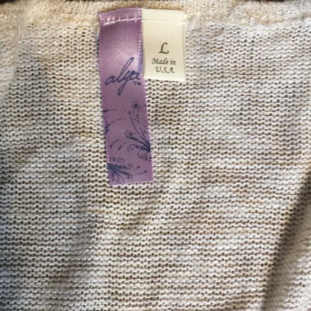 Cardigan - Picture 3 of 3